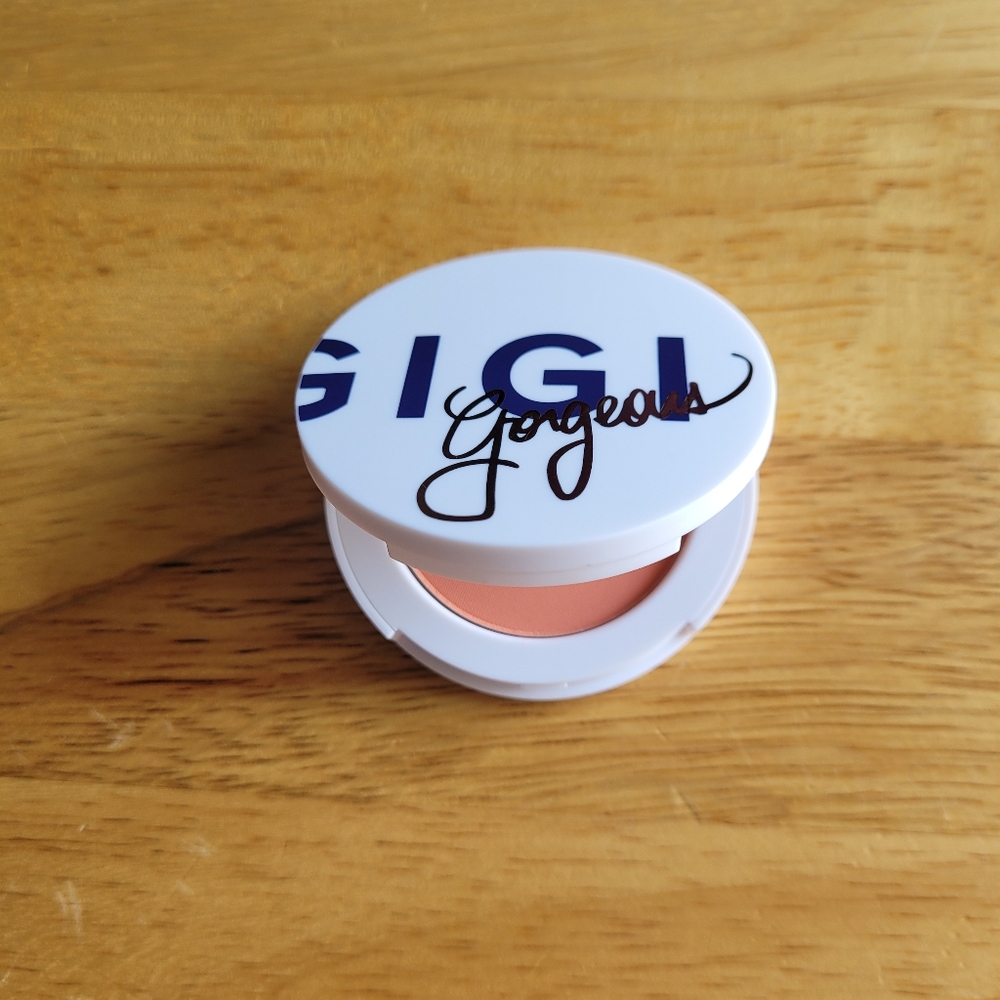 GIGI GORGEOUS The Only Blush Authentic+pride. Cruelty-free Vegan